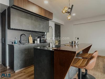 Apartaestudio en venta en Loma De Las Brujas, Envigado, 81 m² · foto 11 de 18