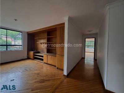Apartamento de 3 alcobas en venta en El Poblado, Medellín, 274 m² · foto 10 de 20