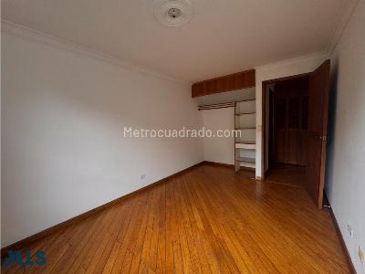 Apartamento de 3 alcobas en venta en El Poblado, Medellín, 274 m² · foto 12 de 20