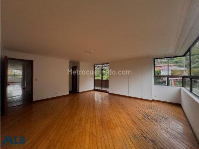 Apartamento de 3 alcobas en venta en El Poblado, Medellín, 274 m² · foto 14 de 20