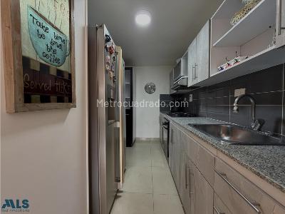 Apartamento de 3 alcobas en venta en Los Balsos, Medellín, 99 m² · foto 11 de 20