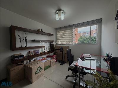 Apartamento de 3 alcobas en venta en Los Balsos, Medellín, 99 m² · foto 19 de 20