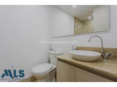 Apartamento en venta en Castropol, Medellín · foto 18 de 19