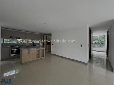 Apartamento de 3 alcobas en venta en La Frontera, Medellín, 103 m² · foto 2 de 20
