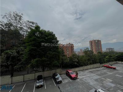 Apartamento de 3 alcobas en venta en La Frontera, Medellín, 103 m² · foto 9 de 20