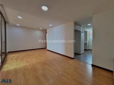 Apartamento de 3 alcobas en venta en Las Palmas, Medellín, 78 m² · foto 3 de 15