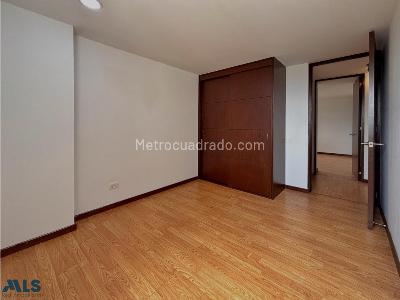 Apartamento de 3 alcobas en venta en Las Palmas, Medellín, 78 m² · foto 10 de 15