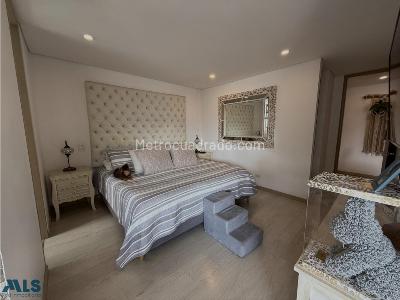 Apartamento de 3 alcobas en venta en Loma De Las Brujas, Envigado, 147 m² · foto 15 de 20