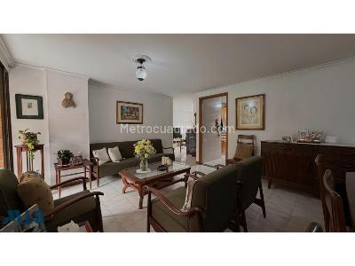 Apartamento de 3 alcobas en venta en El Poblado, Medellín, 126 m² · foto 8 de 19