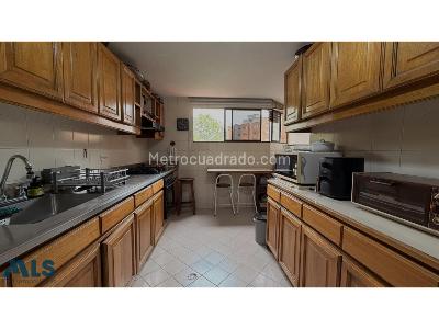 Apartamento de 3 alcobas en venta en El Poblado, Medellín, 126 m² · foto 10 de 19