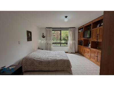 Apartamento de 3 alcobas en venta en El Poblado, Medellín, 126 m² · foto 11 de 19