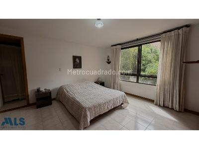 Apartamento de 3 alcobas en venta en El Poblado, Medellín, 126 m² · foto 12 de 19