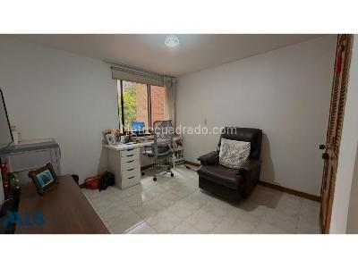 Apartamento de 3 alcobas en venta en El Poblado, Medellín, 126 m² · foto 17 de 19