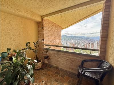 Apartamento de 3 alcobas en venta en Aves Maria, Sabaneta, 100 m² · foto 4 de 17
