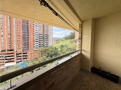 Apartamento de 3 alcobas en venta en Aves Maria, Sabaneta, 100 m² · foto 10 de 17
