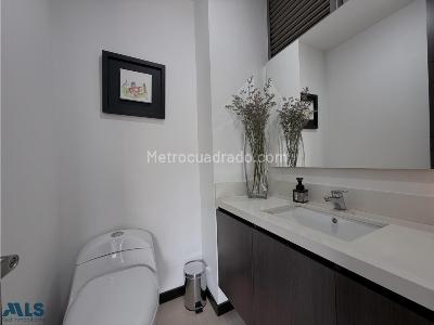 Apartamento en venta en Altos Del Poblado, Medellín · foto 6 de 20