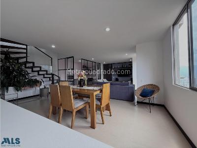 Apartamento en venta en Altos Del Poblado, Medellín · foto 10 de 20