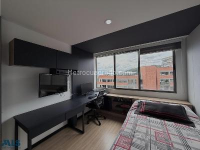 Apartamento en venta en Altos Del Poblado, Medellín · foto 18 de 20