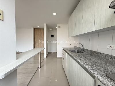 Apartamento en venta en Suramerica, Itagüí · foto 7 de 17