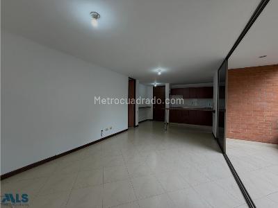 Apartamento de 1 alcoba en venta en Patio Bonito, Medellín, 62 m² · foto 4 de 16