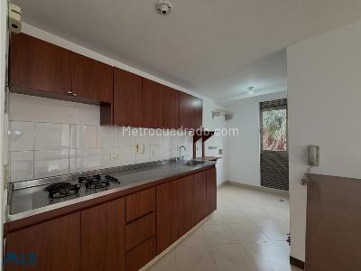 Apartamento de 1 alcoba en venta en Patio Bonito, Medellín, 62 m² · foto 8 de 16