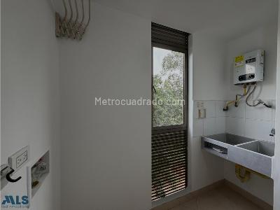 Apartamento de 1 alcoba en venta en Patio Bonito, Medellín, 62 m² · foto 16 de 16