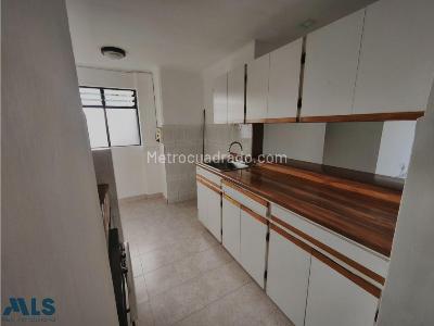 Apartamento en venta en Patio Bonito, Medellín · foto 6 de 17