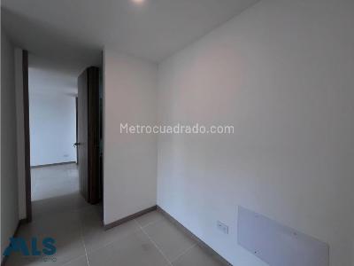 Apartamento de 3 alcobas en venta en Simon Bolivar, Itagüí, 68 m² · foto 7 de 17