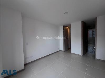 Apartamento de 3 alcobas en venta en Simon Bolivar, Itagüí, 68 m² · foto 9 de 17