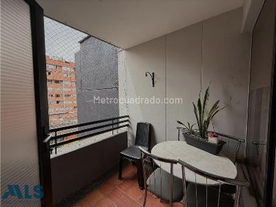 Apartamento en venta en Conquistadores, Medellín · foto 2 de 13