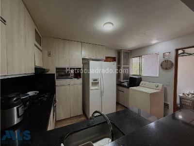 Apartamento en venta en Conquistadores, Medellín · foto 13 de 13