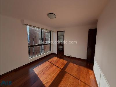 Apartamento de 3 alcobas en venta en Los Balsos, Medellín, 119 m² · foto 10 de 18