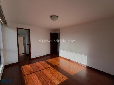 Apartamento de 3 alcobas en venta en Los Balsos, Medellín, 119 m² · foto 11 de 18