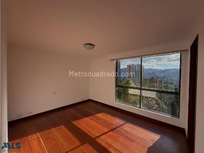 Apartamento de 3 alcobas en venta en Los Balsos, Medellín, 119 m² · foto 12 de 18