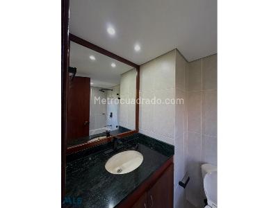 Apartamento de 3 alcobas en venta en Los Balsos, Medellín, 119 m² · foto 15 de 18