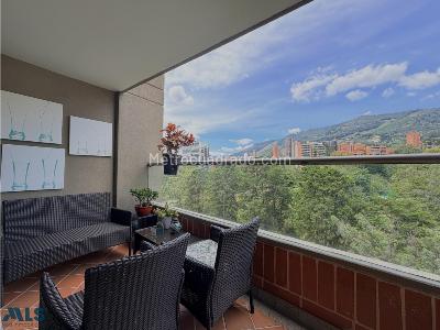 Apartamento en venta en San Lucas, Medellín · foto 2 de 17