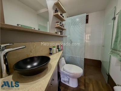 Apartamento de 3 alcobas en venta en Los Balsos, Medellín, 99 m² · foto 17 de 17