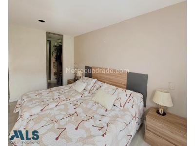 Apartamento de 2 alcobas en venta en Loma De Cumbres, Envigado, 88 m² · foto 13 de 17