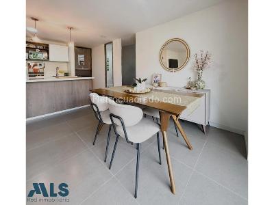 Apartamento de 2 alcobas en venta en Loma De Cumbres, Envigado, 88 m² · foto 2 de 17
