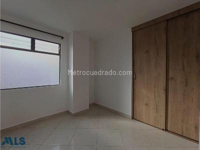 Apartamento de 3 alcobas en venta en Milan, Envigado, 81 m² · foto 7 de 13
