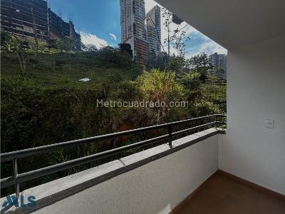 Apartamento de 3 alcobas en venta en Aves Maria, Sabaneta, 76 m² · foto 2 de 13
