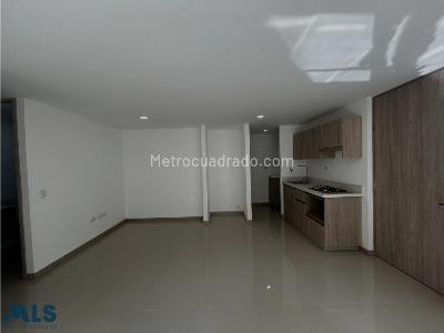 Apartamento de 3 alcobas en venta en Aves Maria, Sabaneta, 76 m² · foto 6 de 13