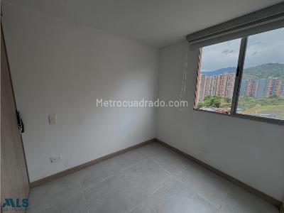 Apartamento de 3 alcobas en venta en Santa Maria N°1, Itagüí, 65 m² · foto 12 de 15