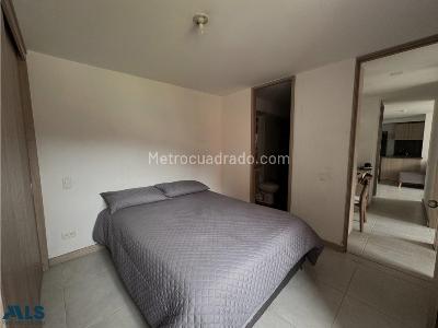 Apartamento de 3 alcobas en venta en Santa Maria N°1, Itagüí, 65 m² · foto 9 de 15