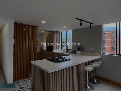 Apartamento en venta en El Portal, Envigado · foto 5 de 8