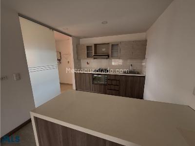 Apartamento en venta en El Esmeraldal, Envigado · foto 6 de 14