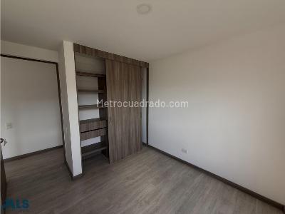 Apartamento en venta en El Esmeraldal, Envigado · foto 10 de 14