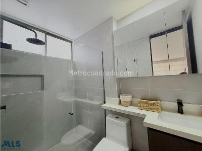 Apartamento en venta en Altos Del Poblado, Medellín · foto 13 de 13
