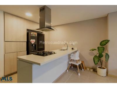 Apartamento de 2 alcobas en venta en Loma De Las Brujas, Envigado, 80 m² · foto 4 de 20