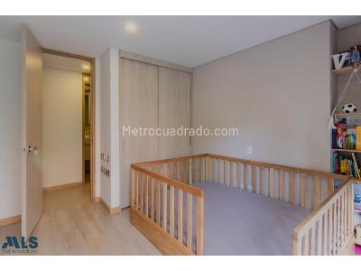 Apartamento de 2 alcobas en venta en Loma De Las Brujas, Envigado, 80 m² · foto 11 de 20